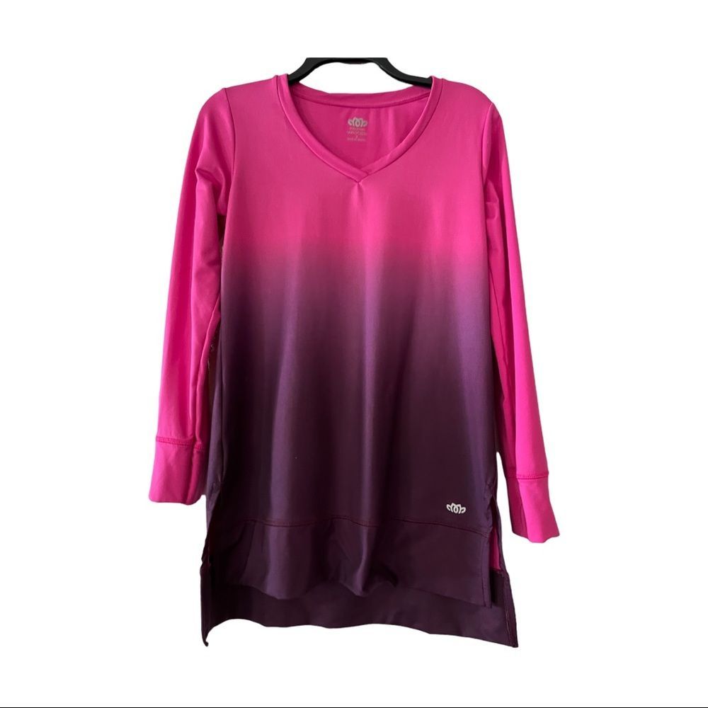 Small Maurice's in motion too.